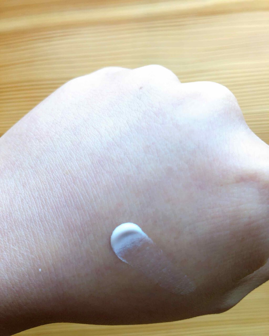 チェジュ チェリーブロッサム トーンアップクリーム/innisfree/化粧下地を使ったクチコミ（2枚目）