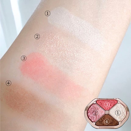 花西子 星宿彫刻 4色パレットのクチコミ「花西子(フローラシス)さまよりご提供いただきました。
このパレット、思った以上にいい仕事し.....」(3枚目)