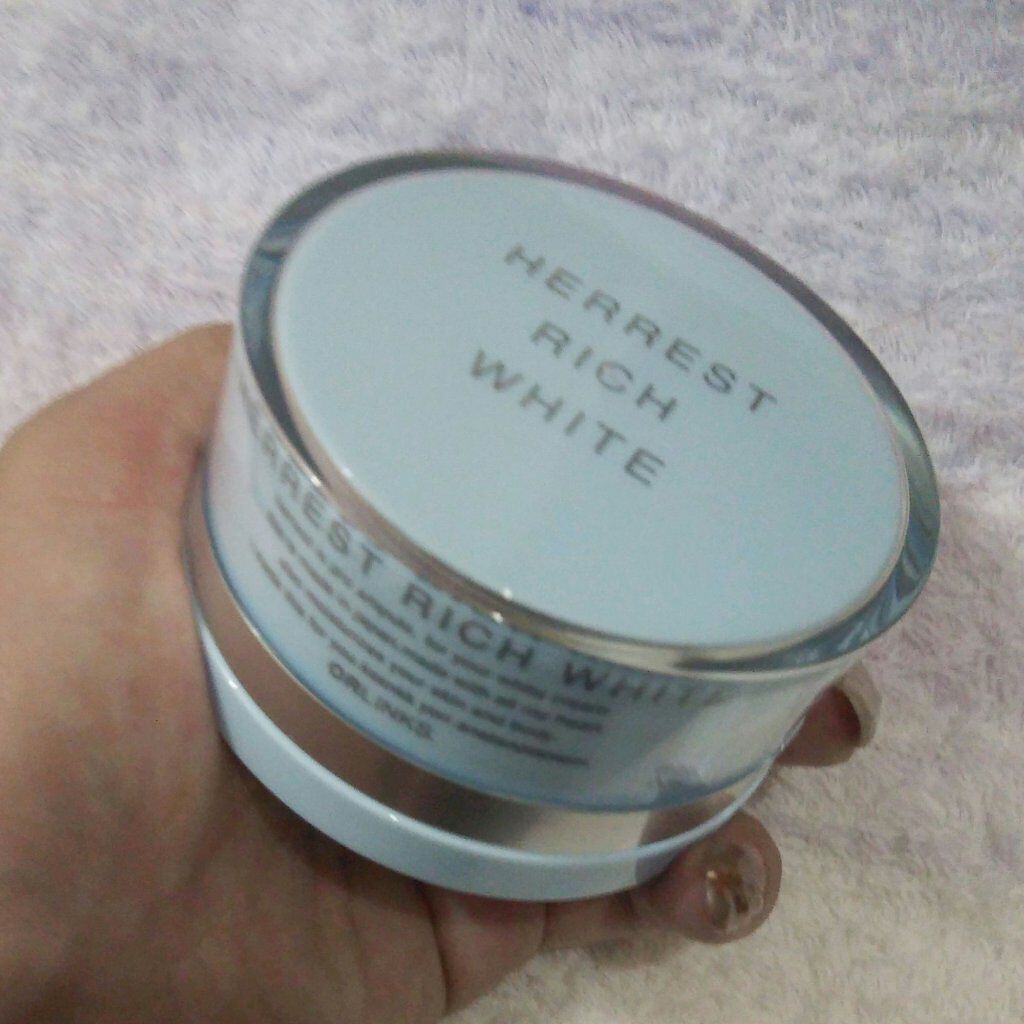 HERREST RICH WHITE/HERREST/オールインワン化粧品を使ったクチコミ(2枚目)