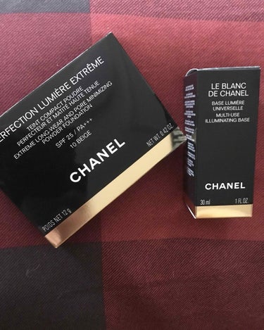 ペルフェクシオン ルミエール エクストレム コンパクト/CHANEL/パウダーファンデーションを使ったクチコミ（1枚目）