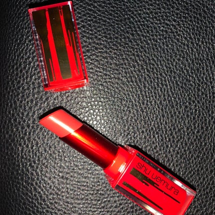 ルージュ アンリミテッド ラッカーシャイン/shu uemura/口紅を使ったクチコミ(2枚目)