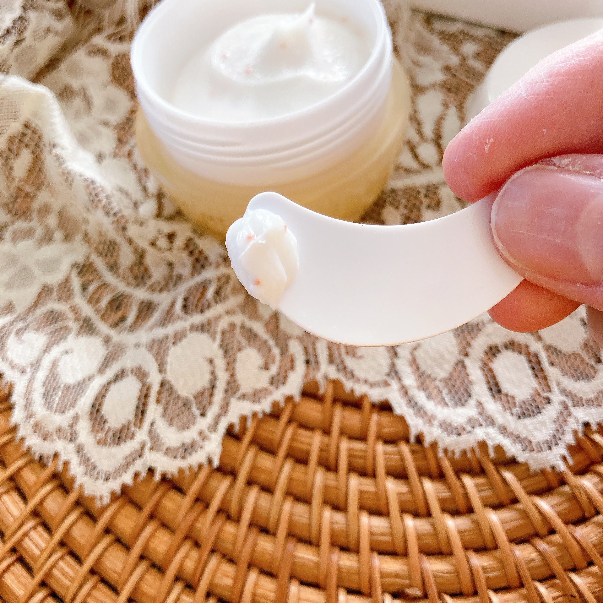 アンティミリ Wオイルイン クリーム/ナリス化粧品/フェイスクリームを使ったクチコミ（3枚目）