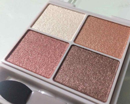 シルキースフレアイズ/キャンメイク/アイシャドウパレットを使ったクチコミ(2枚目)