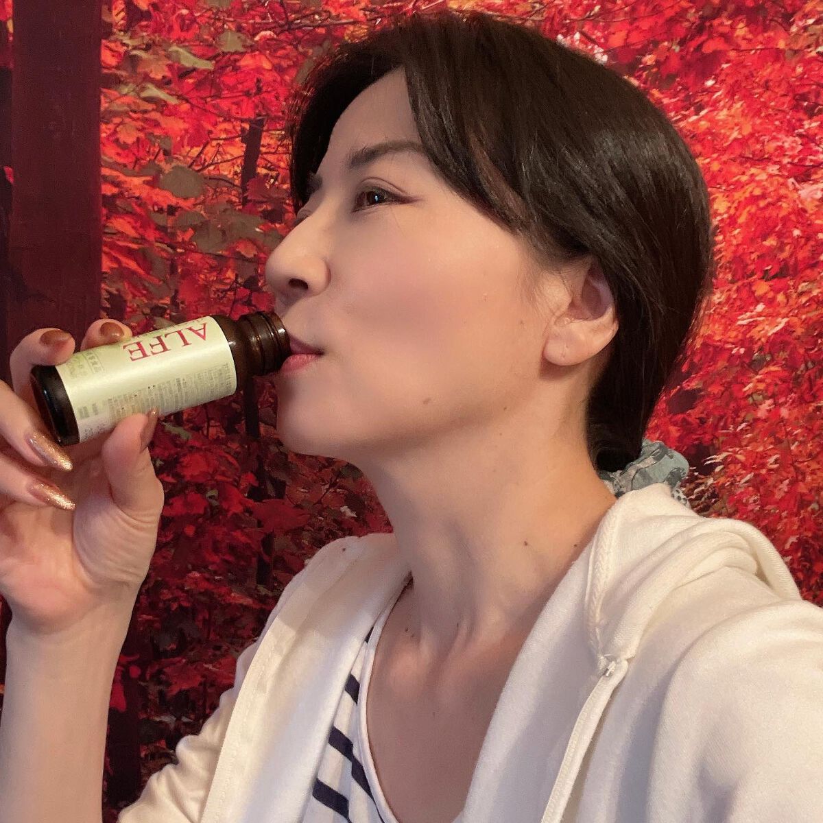 Shiho Arai on LIPS 「・・アルフェディープエッセンス<ドリンク>Wお試しさせていただ..」(1枚目)