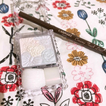 グロウフルールハイライター/キャンメイク/パウダーハイライトを使ったクチコミ(1枚目)