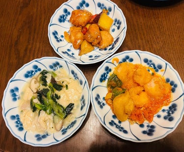 美味しいお食事が楽しめる人気店、
「湯葉と豆腐の店 梅の花」冷凍中華総菜✨
レストラン店舗でテイクアウト可能です♪

⭐️ 長州鶏湯葉唐揚げと彩り野菜の黒酢あん
　湯葉の衣で揚げた長州鶏の唐揚げと蓮根