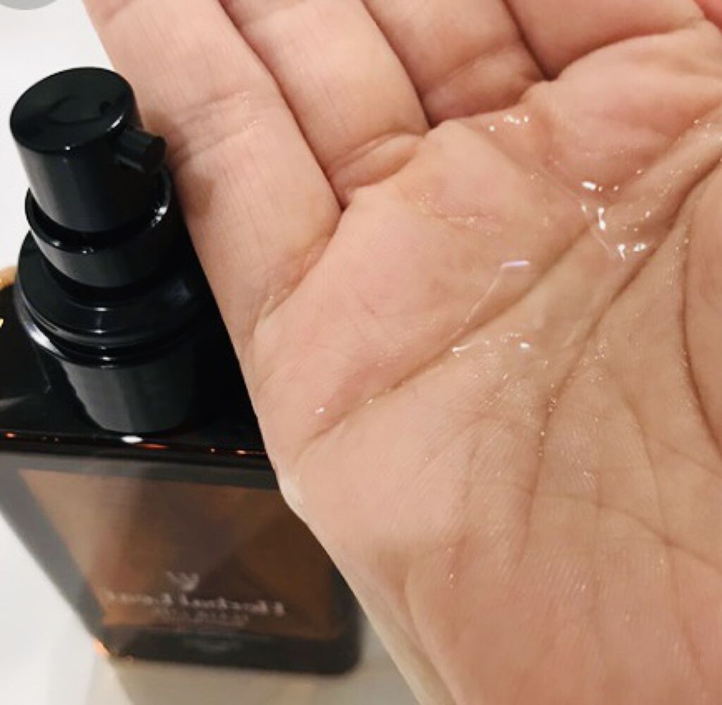 オーガニックヘアオイル フレッシュティーの香り/ハーバルリーフ/ヘアオイルを使ったクチコミ（3枚目）