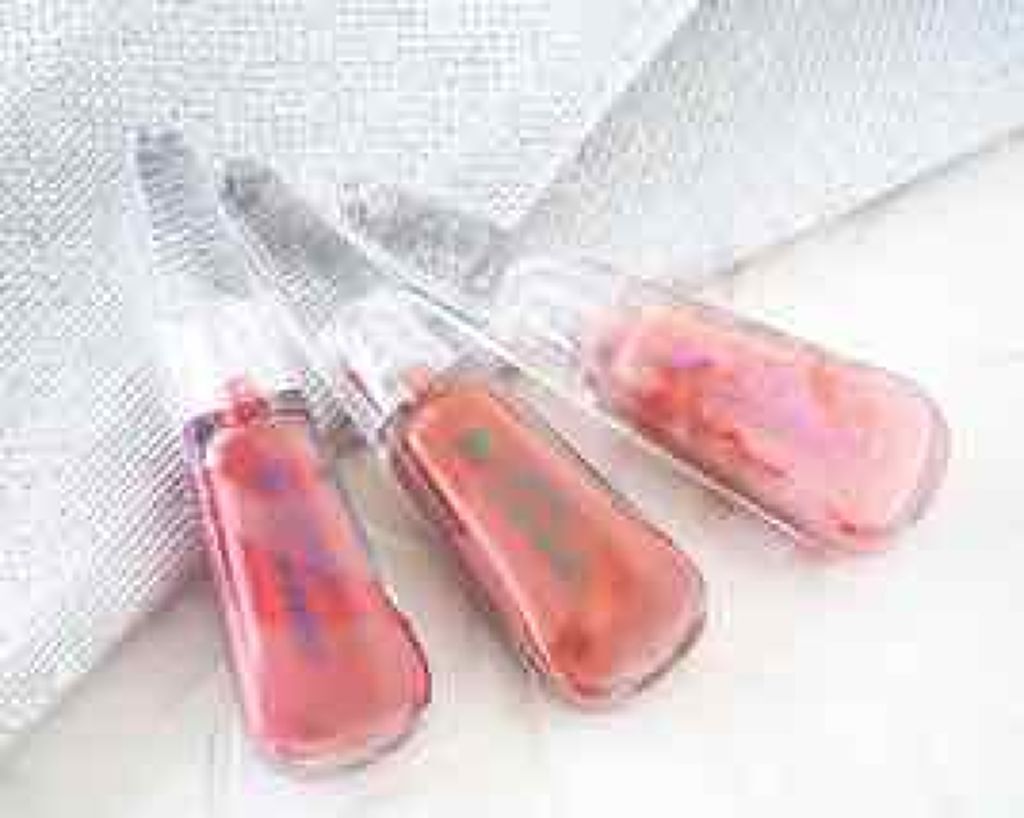 38°C / 99°F リップトリートメント (リップ美容液)/UZU BY FLOWFUSHI/リップケアを使ったクチコミ(1枚目)