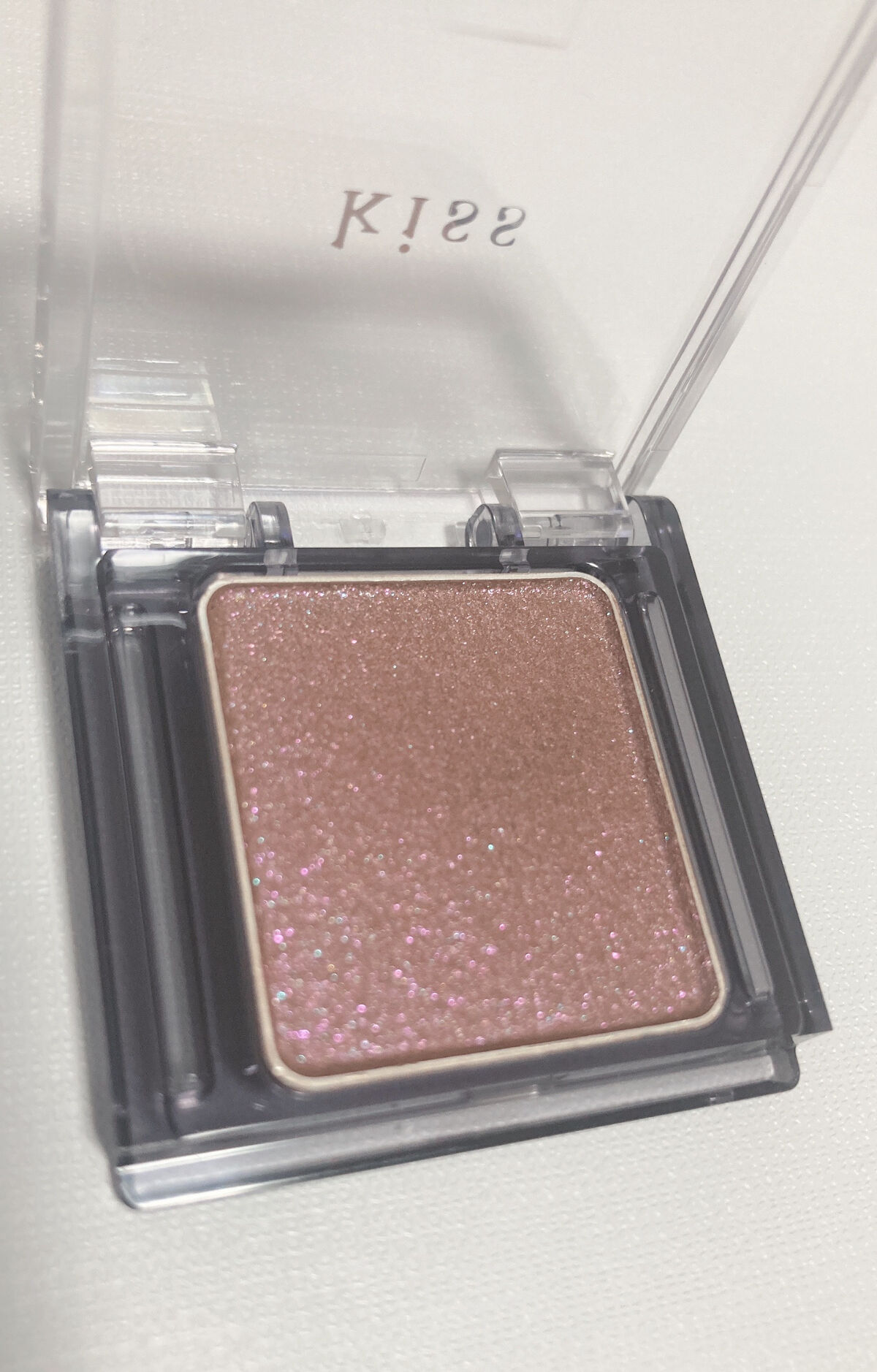  シアー グリッターアイズ 52 マチュアチャーム(MATURE CHARM)/KiSS/単色アイシャドウを使ったクチコミ（2枚目）