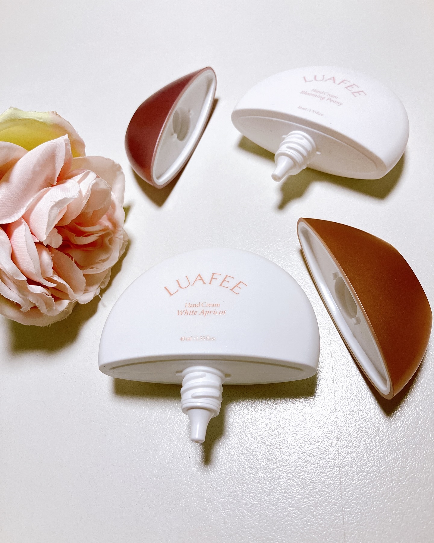 パフュームハンドクリームホワイトアプリコット/LUAFEE/ハンドクリームを使ったクチコミ（2枚目）