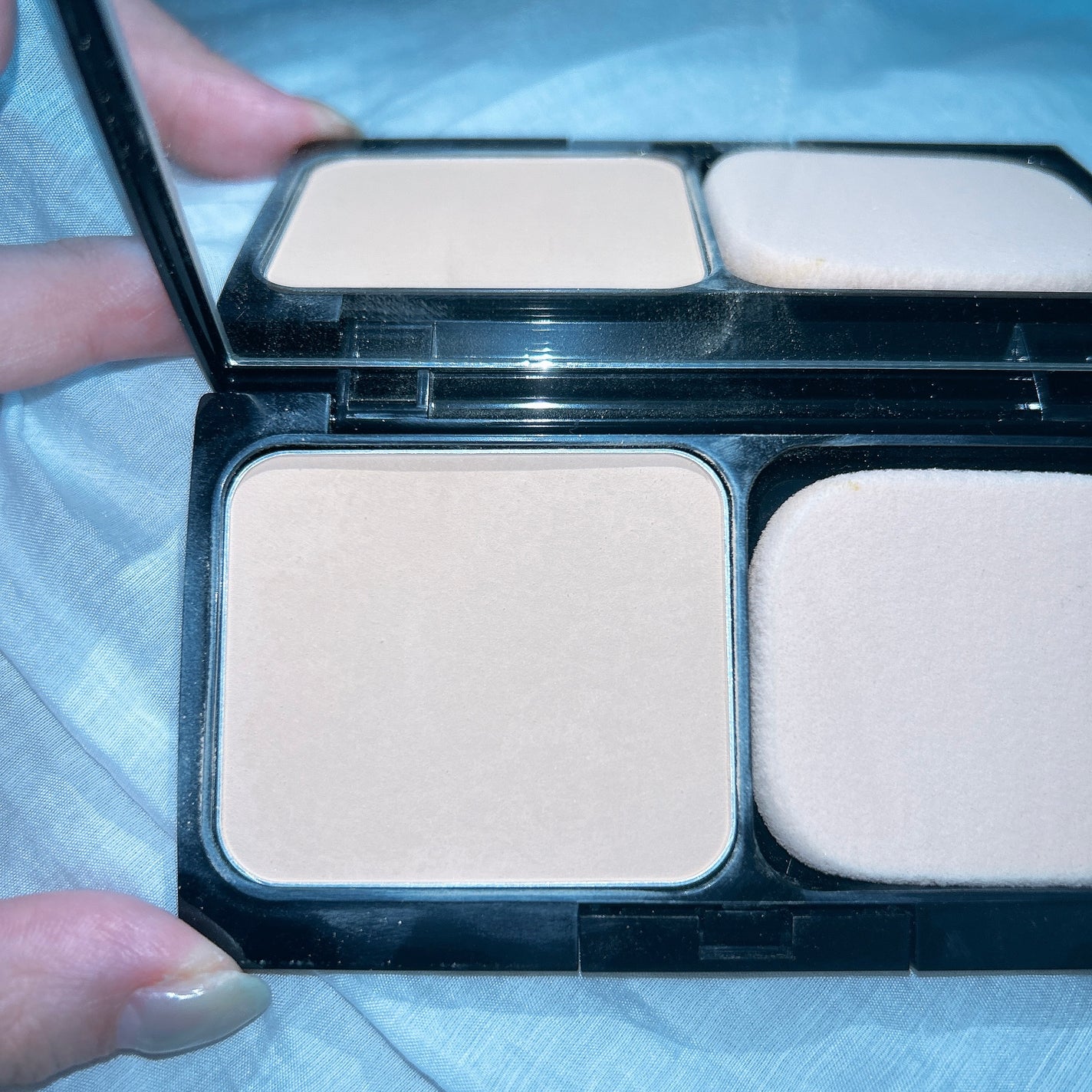 ステージパウダー/アンジエンド/パウダーファンデーションを使ったクチコミ(2枚目)