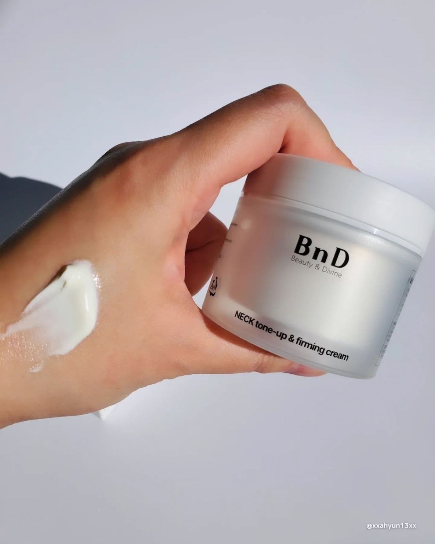 BnD ネックアイロン トーンアップ クリーム/BnD/ネック・デコルテケアを使ったクチコミ(4枚目)