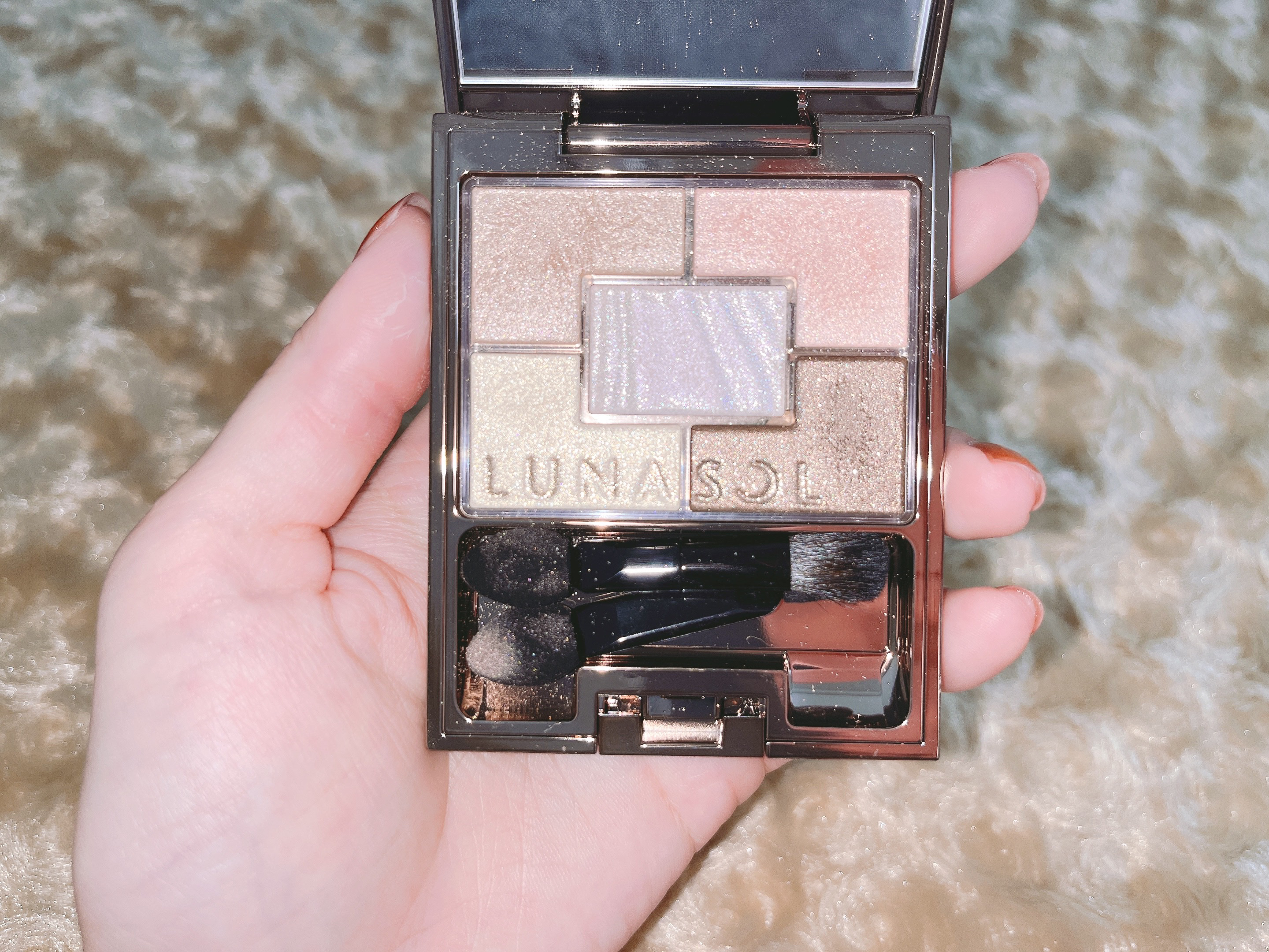 オーロライズアイズ/LUNASOL/アイシャドウパレットを使ったクチコミ（3枚目）