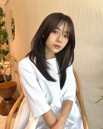 HARUNA on LIPS 「人気スタイル🌸柔らかいレイヤー🫶ストレートアイロンで作れる動き..」(4枚目)