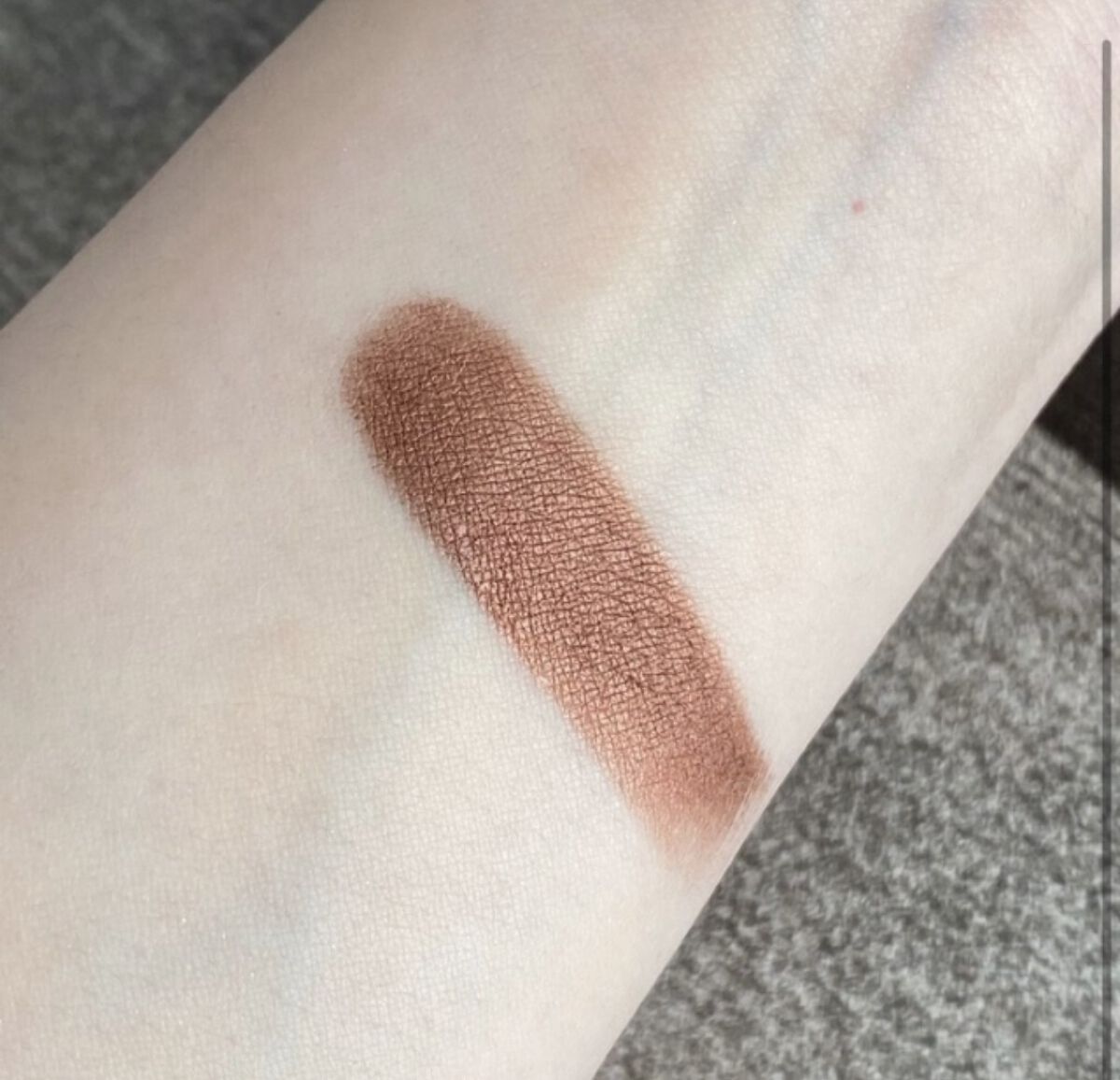 スモール アイシャドウ アンティークト/M・A・C/単色アイシャドウを使ったクチコミ（3枚目）