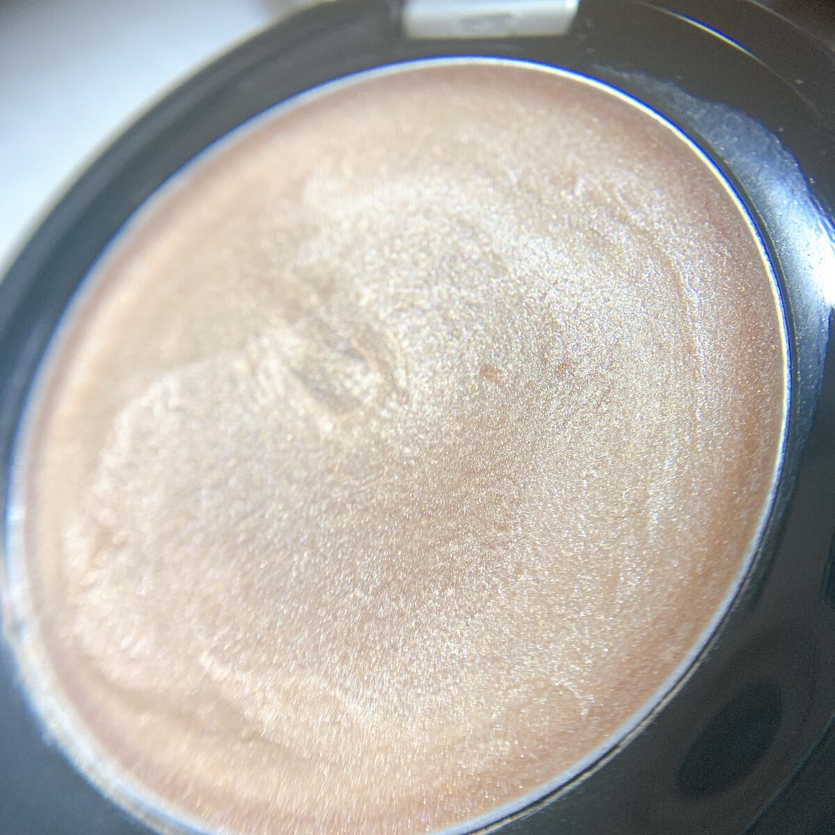 ミネラルハイライトクリーム/エトヴォス/クリームハイライトを使ったクチコミ（2枚目）