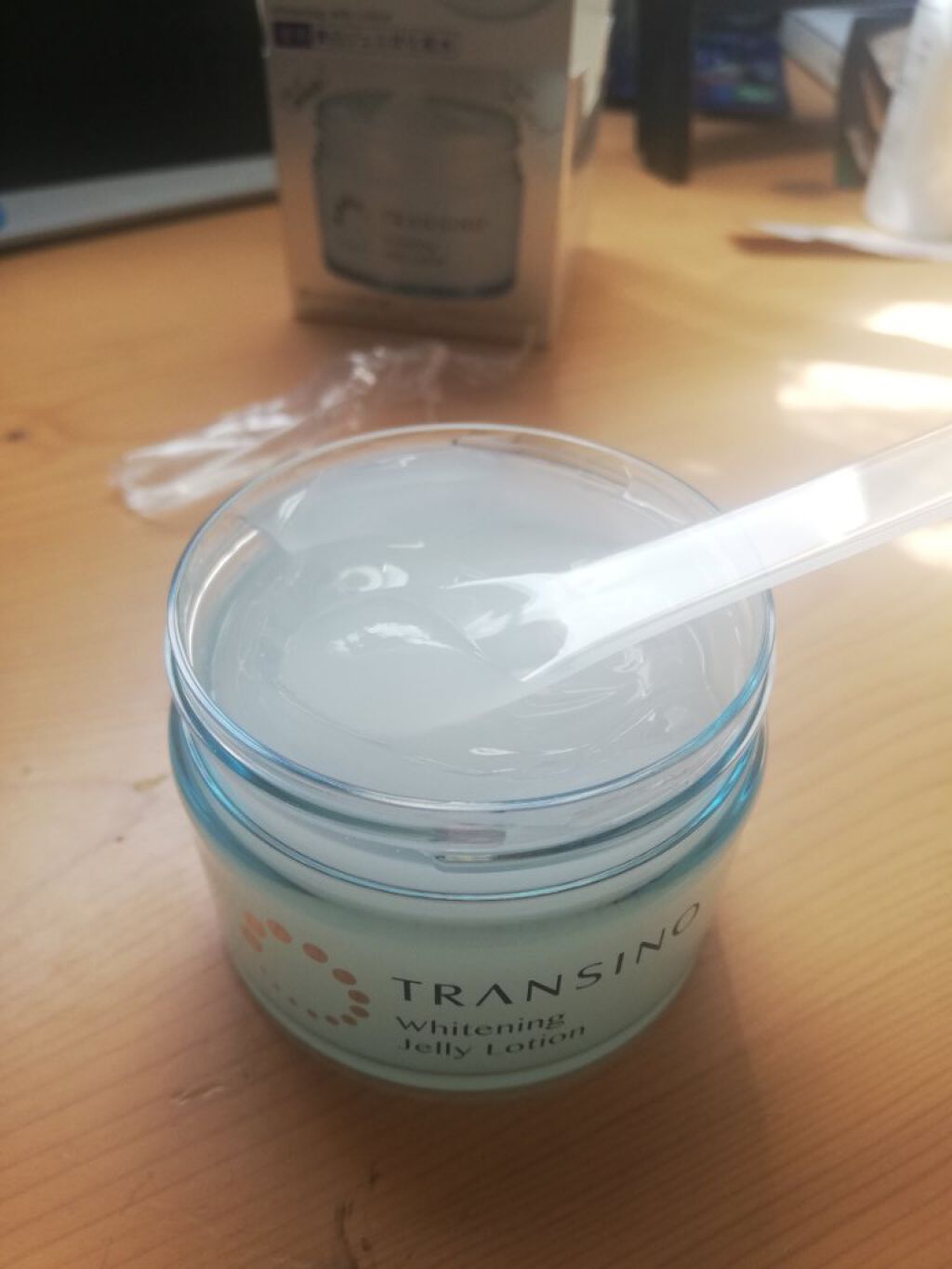 薬用ホワイトニングジュレローション/トランシーノ/化粧水を使ったクチコミ(3枚目)