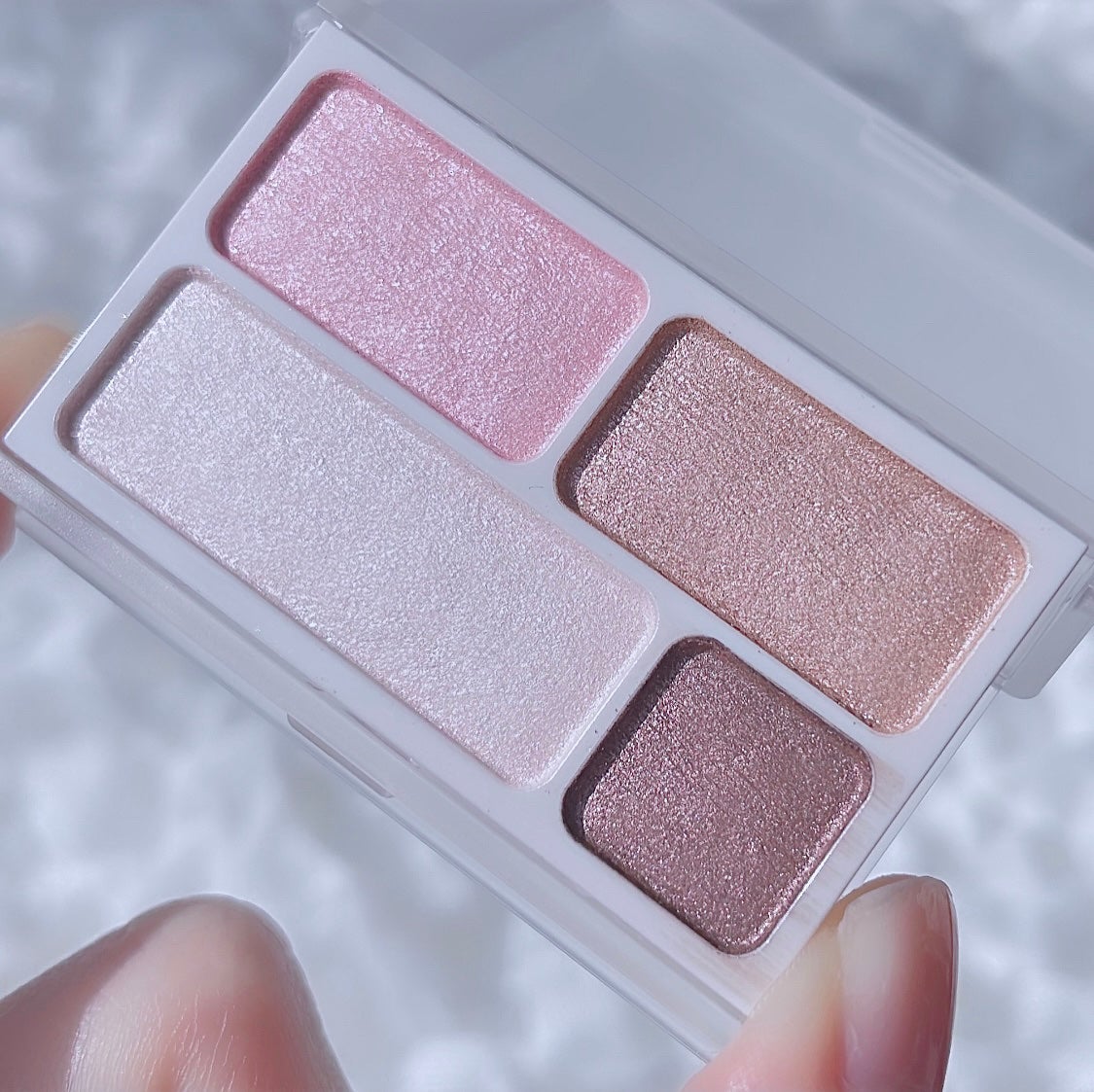 アイカラー4色タイプ/無印良品/アイシャドウパレットを使ったクチコミ(2枚目)