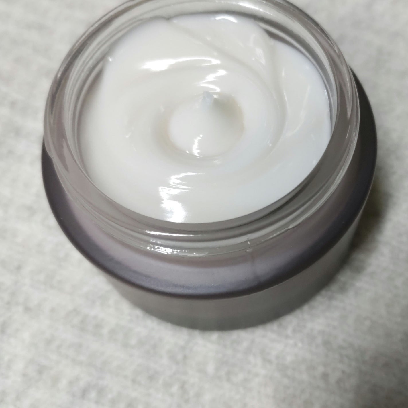 モイスチュアライジング エフフォーリア クリーム/IGNIS/フェイスクリームを使ったクチコミ(3枚目)