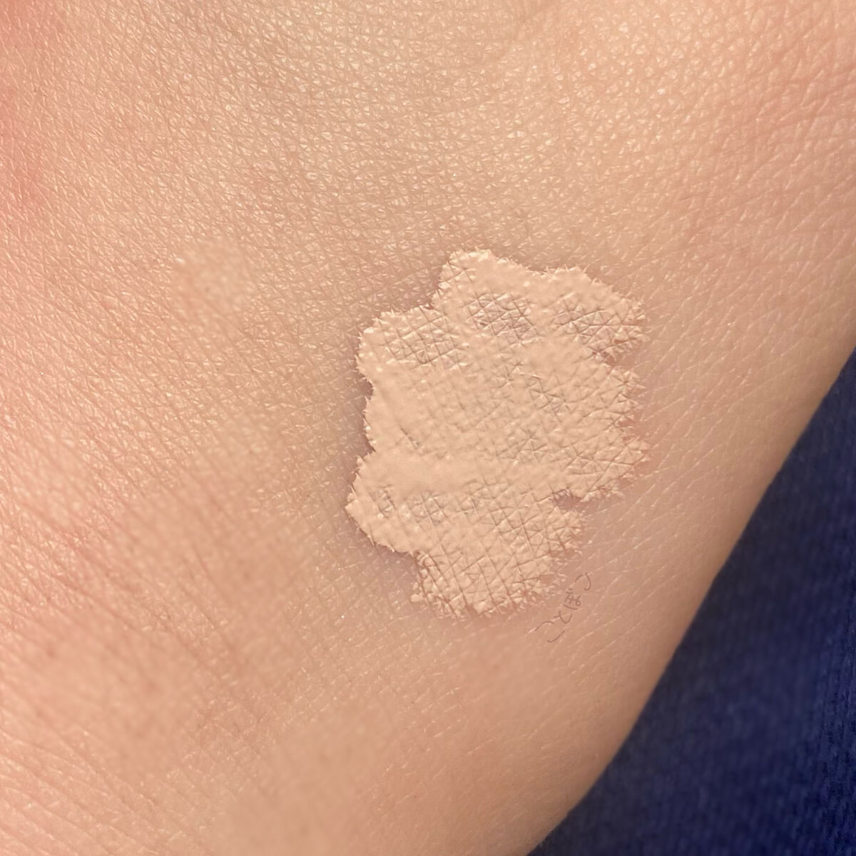 マジックコンシーラー ピンクベージュ/カリプソ/リキッドコンシーラーを使ったクチコミ（2枚目）