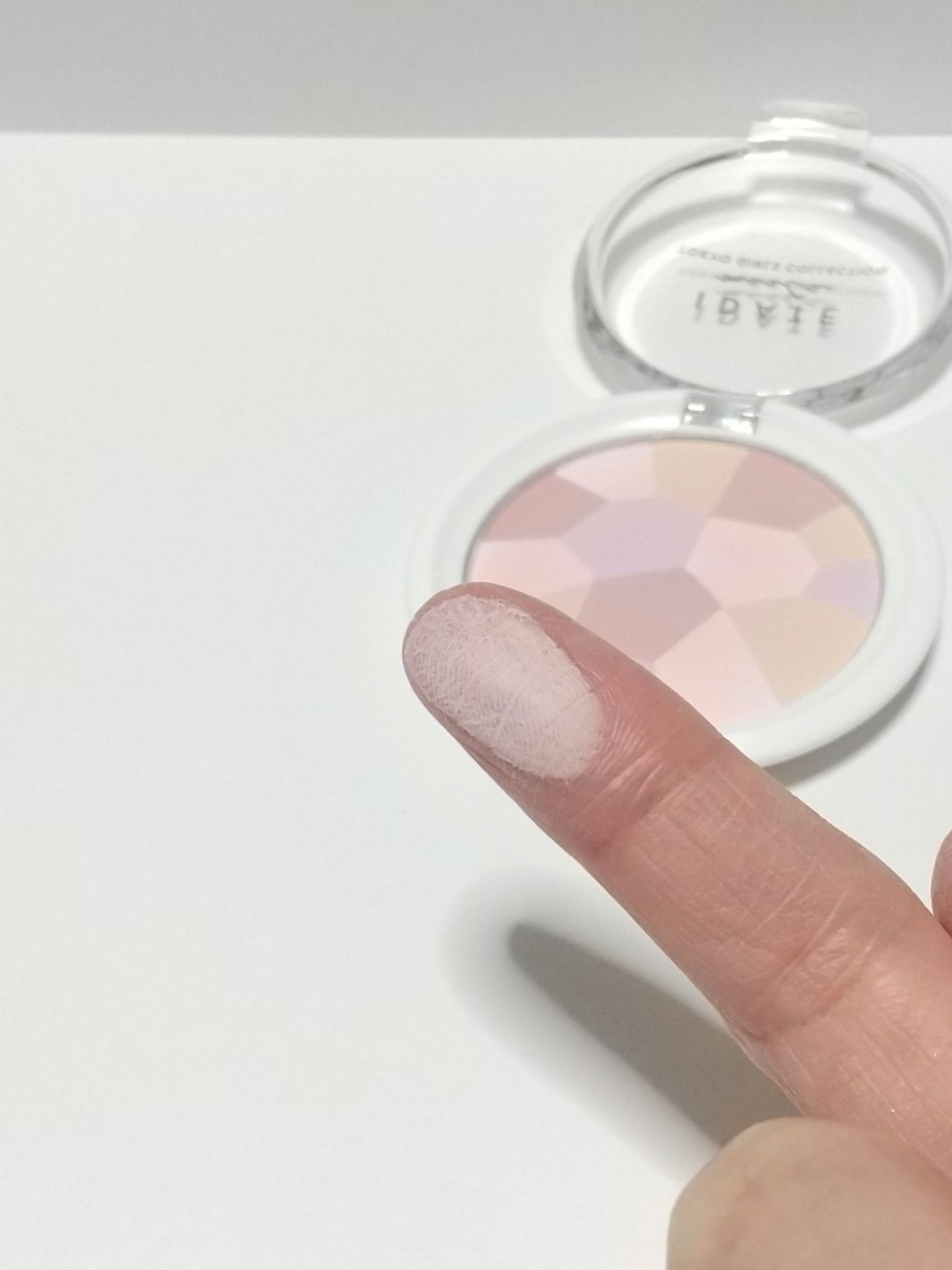 なつ@投稿ある方フォロバ on LIPS 「⭐️⭐️⭐️⭐️☆100円でこれはすごい💕DAISOアイデイト..」(6枚目)