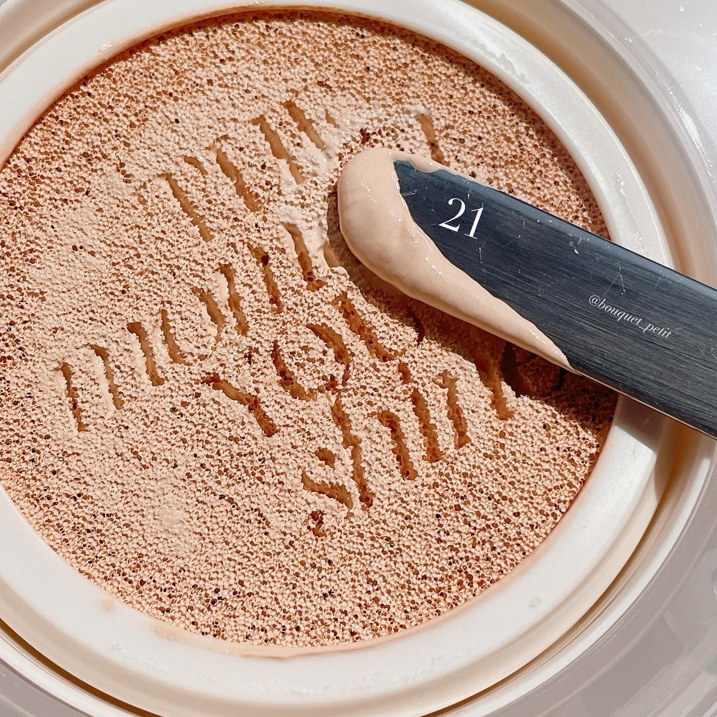 ハイライティングクッションファンデーション/Glint/クッションファンデーションを使ったクチコミ(5枚目)