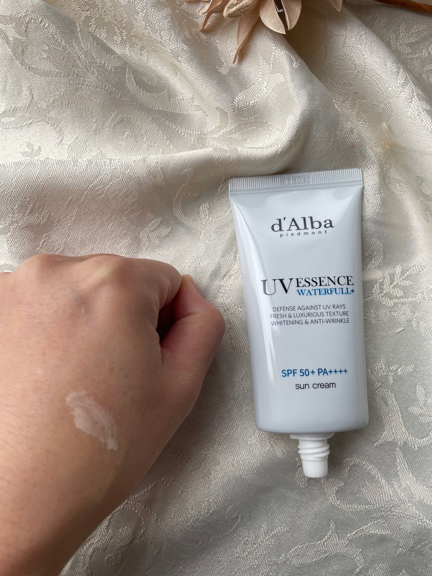 ダルバ ウォータフル エッセンス サンクリーム/ダルバ/日焼け止めクリームを使ったクチコミ(3枚目)