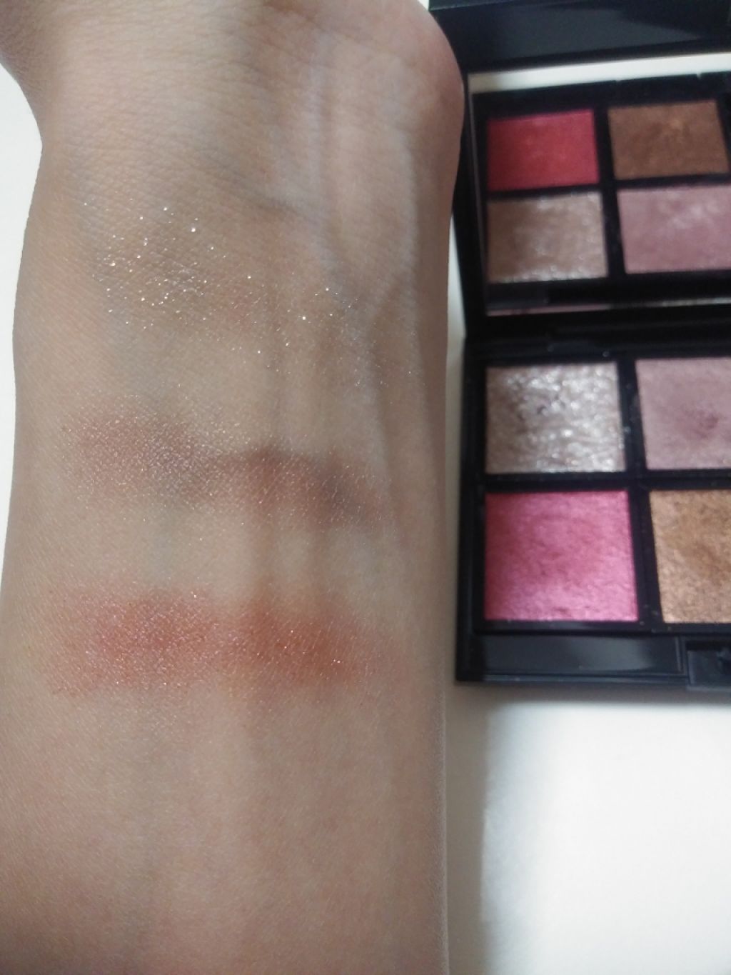 アディクション ザ アイシャドウ/ADDICTION/単色アイシャドウを使ったクチコミ(2枚目)