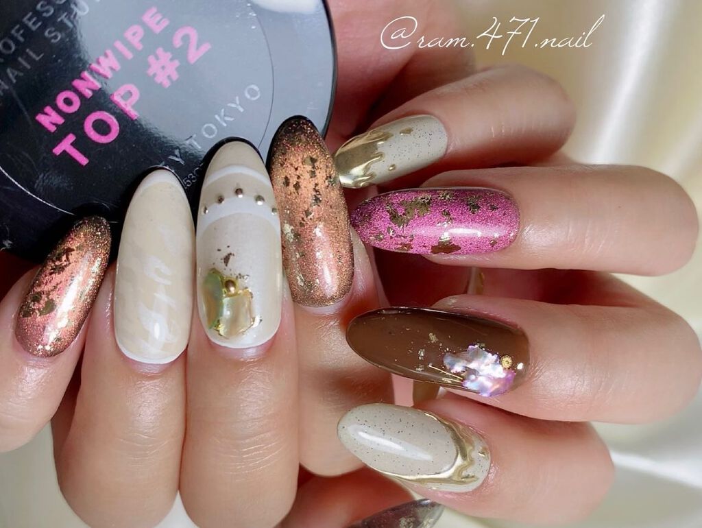 きまぐれキャット キャッツアイ/きまぐれキャット/ジェルネイルを使ったクチコミ(7枚目)