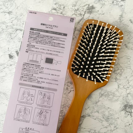 貝印 姫椿のパドルブラシのクチコミ「LIPSで当選しました🎁✨
貝印 
姫椿のパドルブラシは
パドル形状のブラシ。
ピンには木.....」(3枚目)