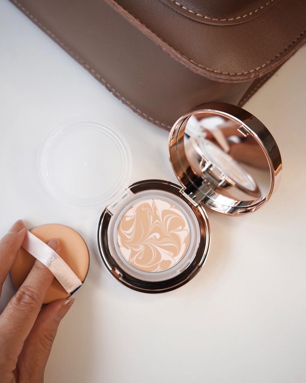 エッセンス カバー パクト モイスチャー/AGE20’s/リキッドファンデーションを使ったクチコミ（1枚目）