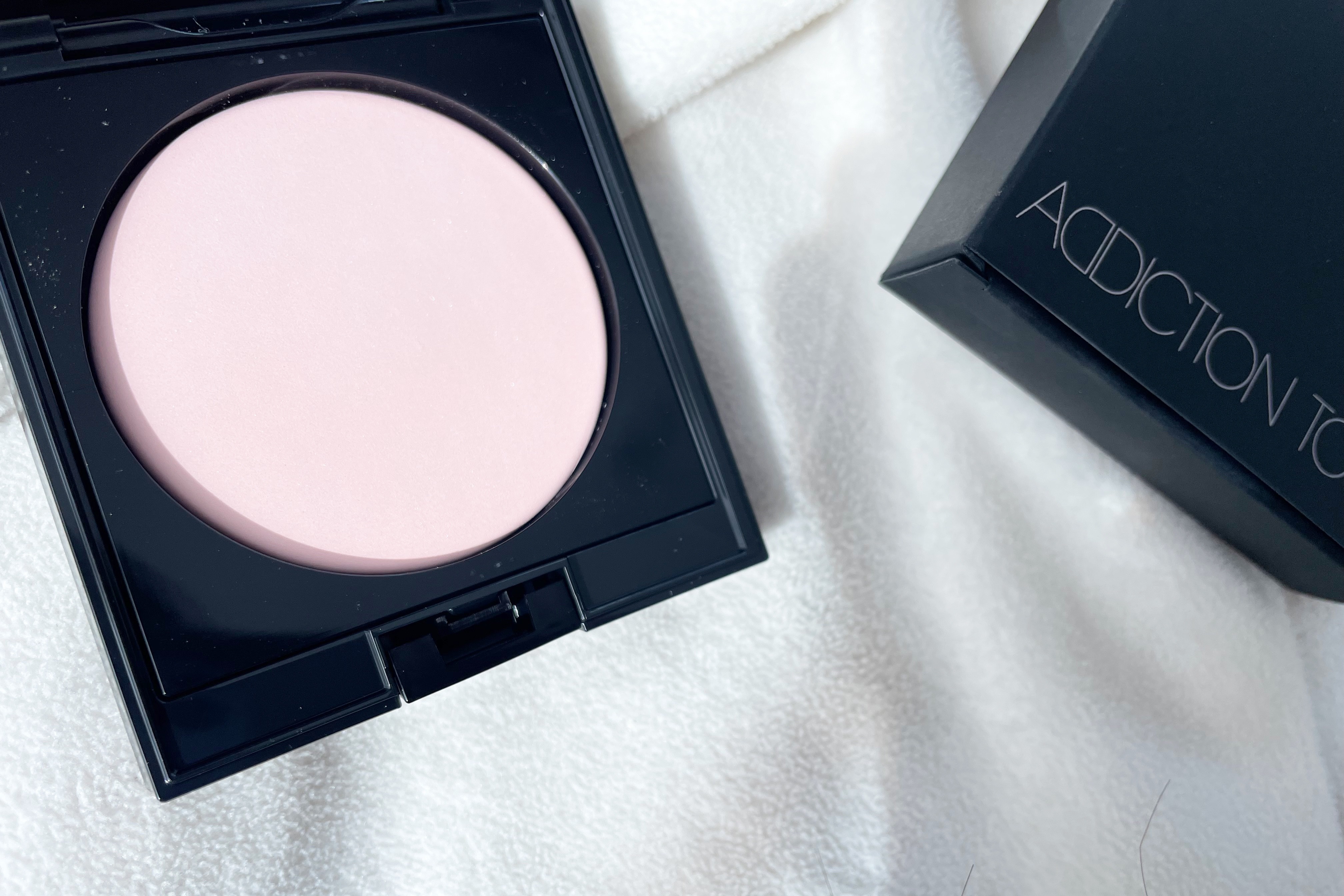 アディクション スキンリフレクト セッティングパウダー/ADDICTION/プレストパウダーを使ったクチコミ（2枚目）