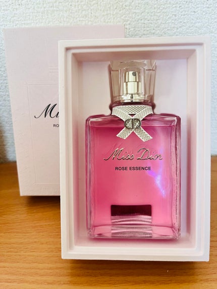 ミス ディオール ローズ エッセンス(オードゥ トワレ)/Dior/香水を使ったクチコミ(2枚目)