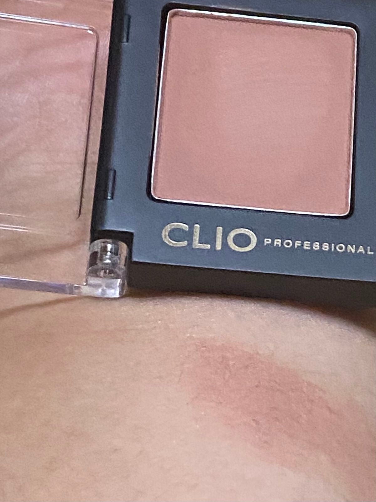 プロ シングル シャドウ/CLIO/単色アイシャドウを使ったクチコミ(2枚目)