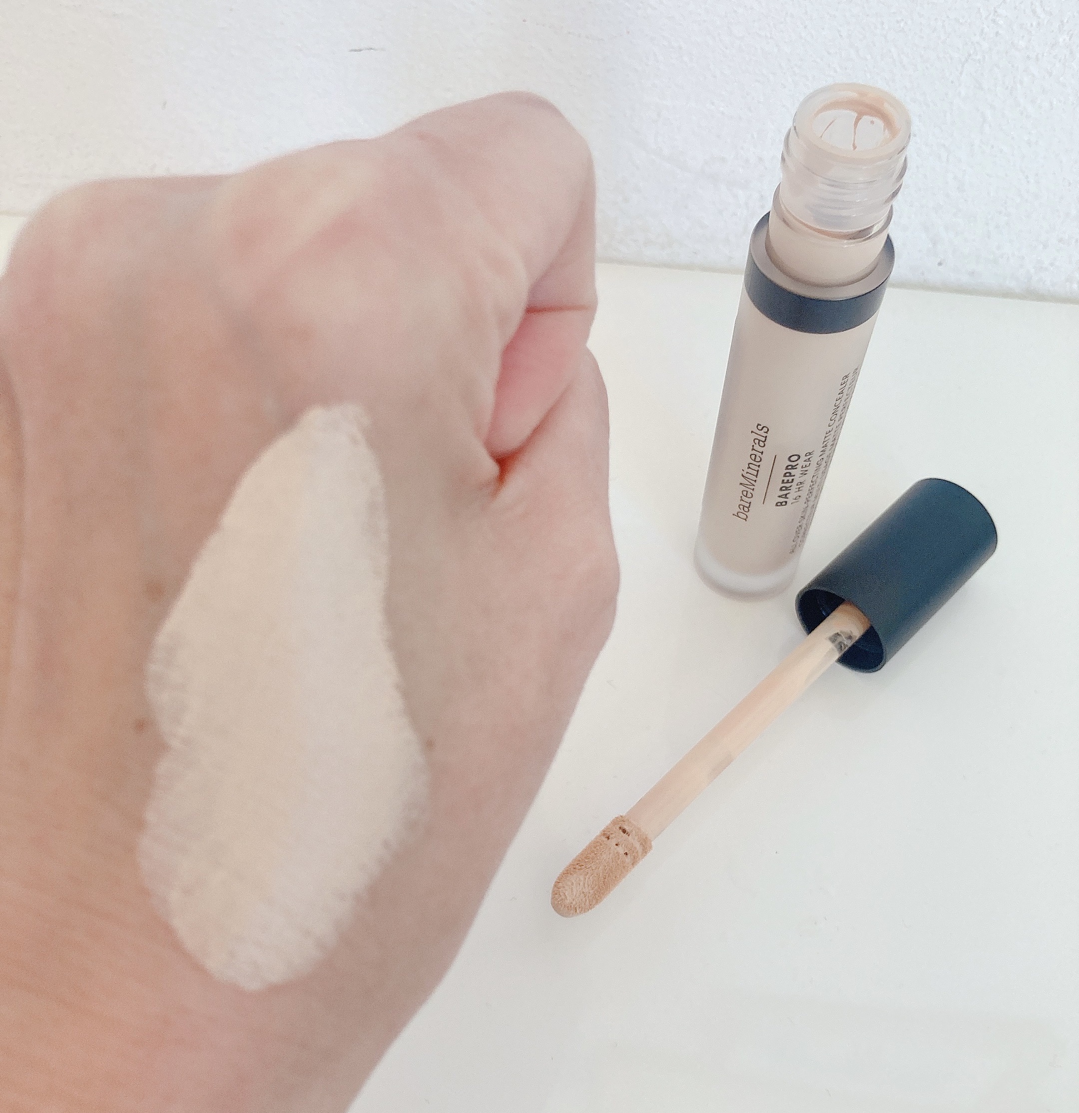 ベアプロ 16HR オールオーバー コンシーラー SPF25（PA+++）/bareMinerals/リキッドコンシーラーを使ったクチコミ（3枚目）