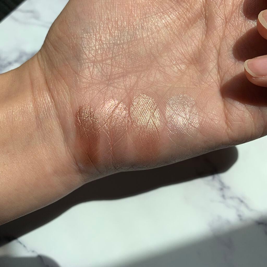 ピンク グロウ リュクス アイシャドウ パレット/BOBBI BROWN/アイシャドウパレットを使ったクチコミ(4枚目)