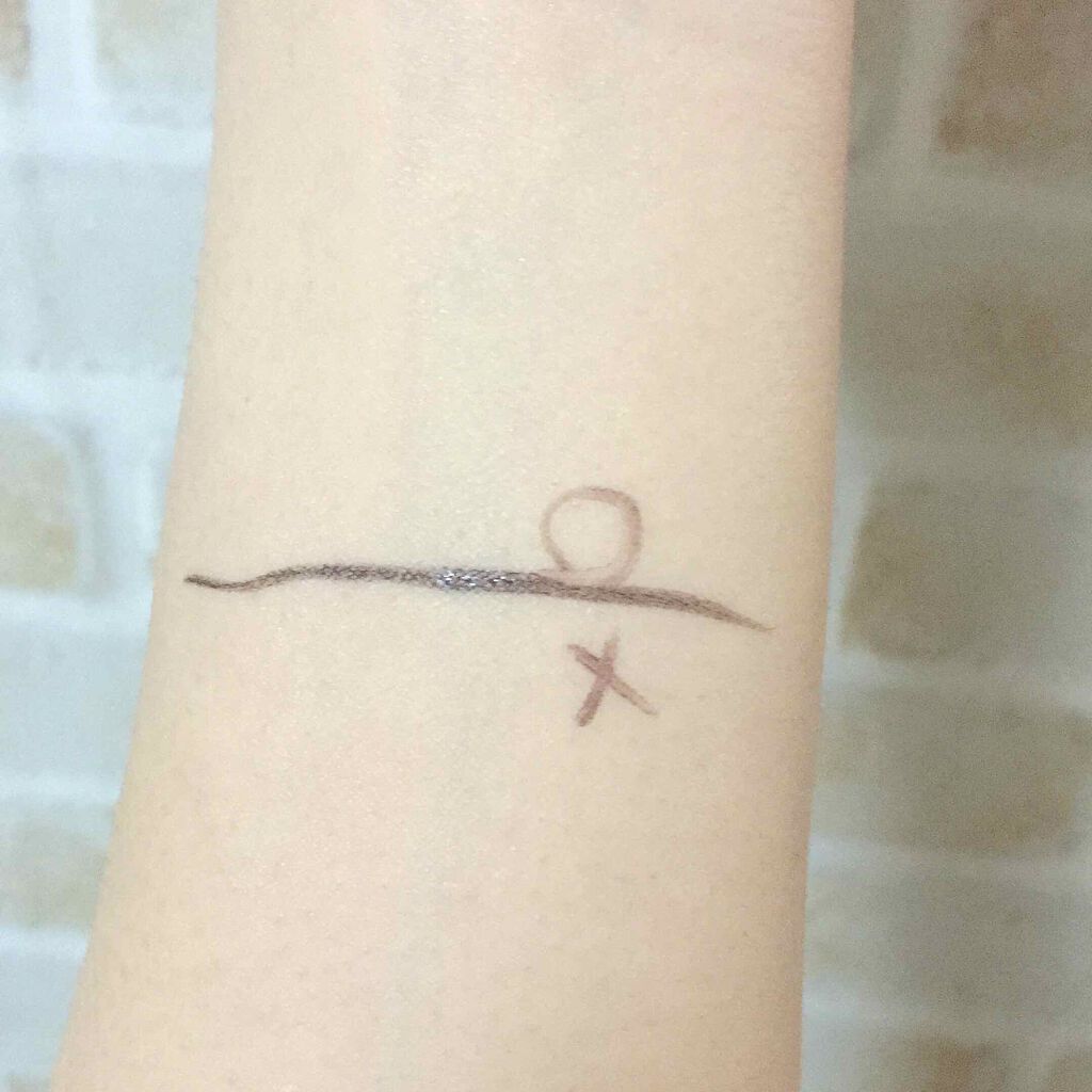 マットシフォン UVホワイトニングベースN/KiSS/化粧下地を使ったクチコミ（2枚目）