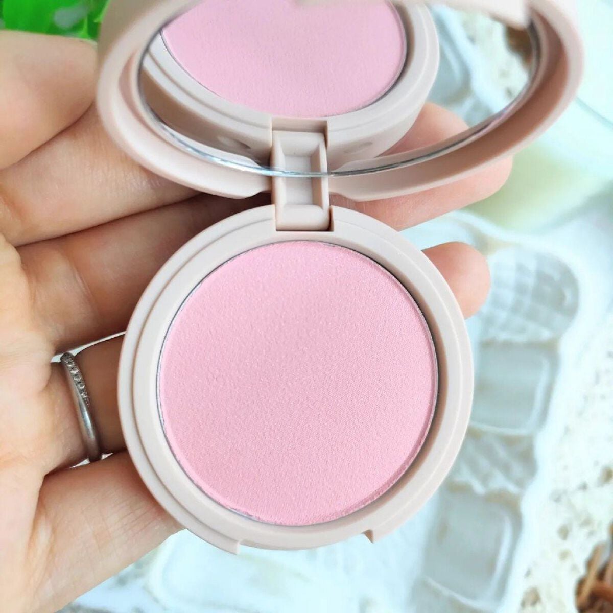 ブロッサムブラッシュ /CILY/パウダーチークを使ったクチコミ(3枚目)