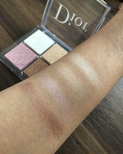 ディオール バックステージ フェイス グロウ パレット/Dior/ハイライトを使ったクチコミ(3枚目)