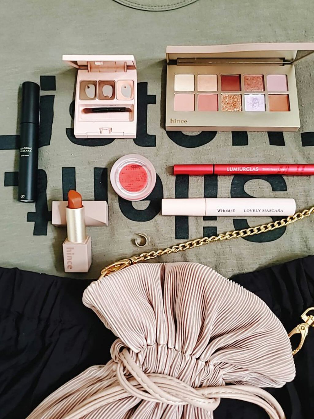 リップシャイン セイクレッド/rms beauty/口紅を使ったクチコミ（2枚目）