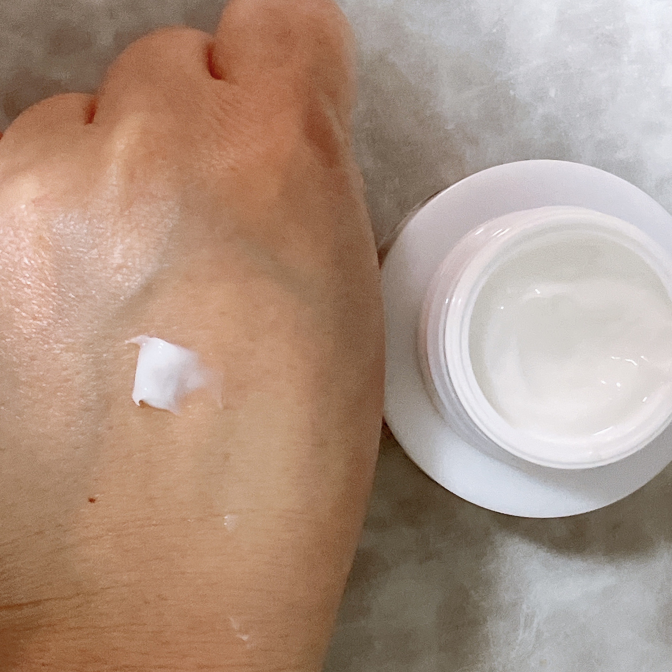 爆弾クリーム/ビリーフ/フェイスクリームを使ったクチコミ（2枚目）