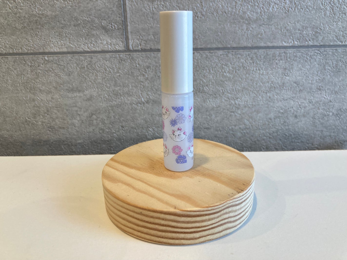 アナ on LIPS 「Dr.Nailのネイルオイル✨マリーちゃんのデザインでかわいい..」(1枚目)