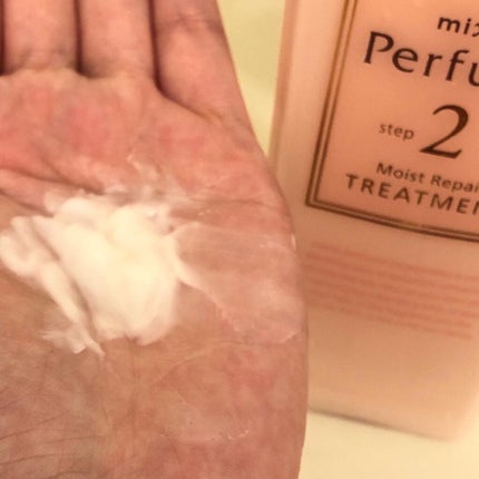 モイストリペア シャンプー/mixim Perfume/市販シャンプーを使ったクチコミ(4枚目)