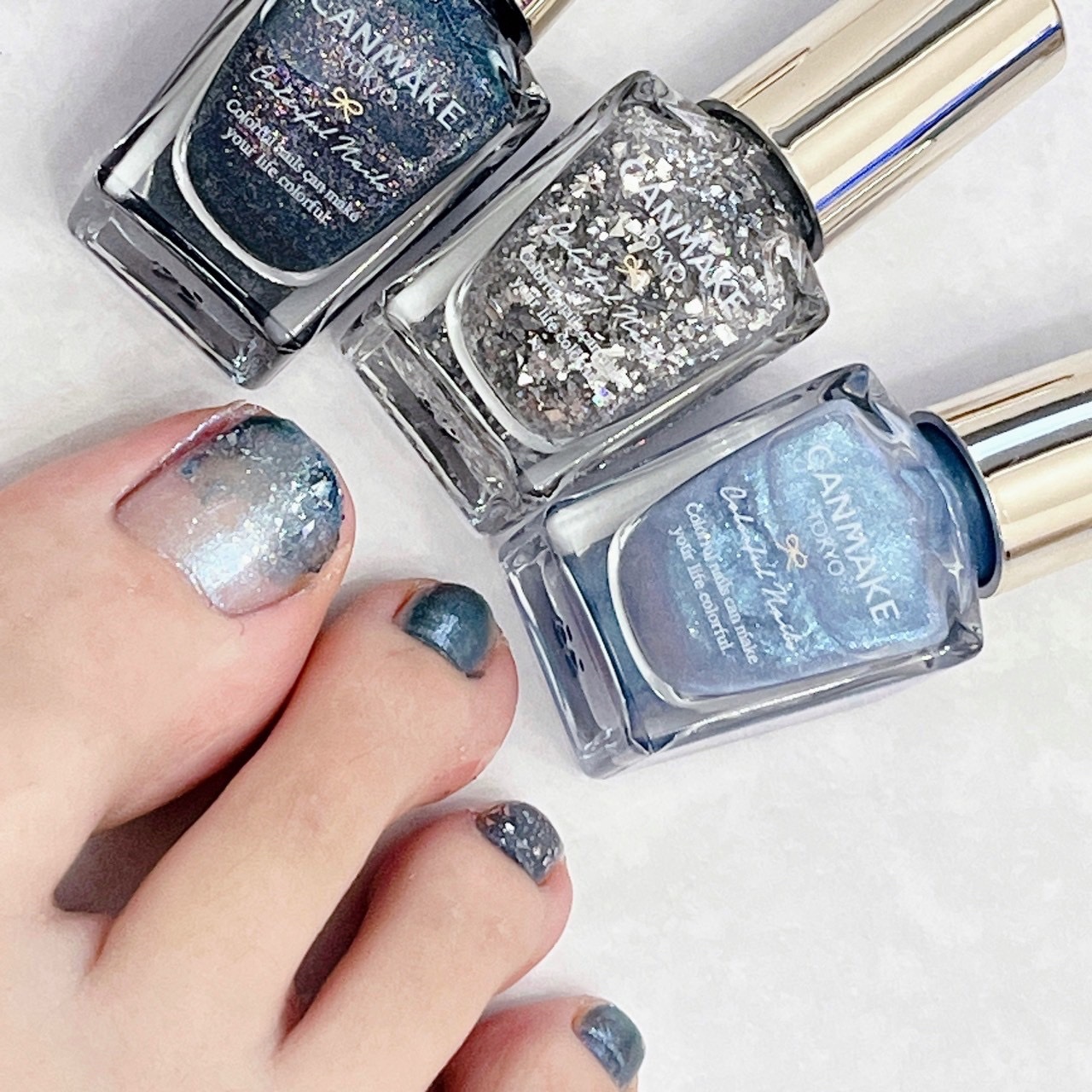 カラフルネイルズ/キャンメイク/マニキュアを使ったクチコミ（2枚目）