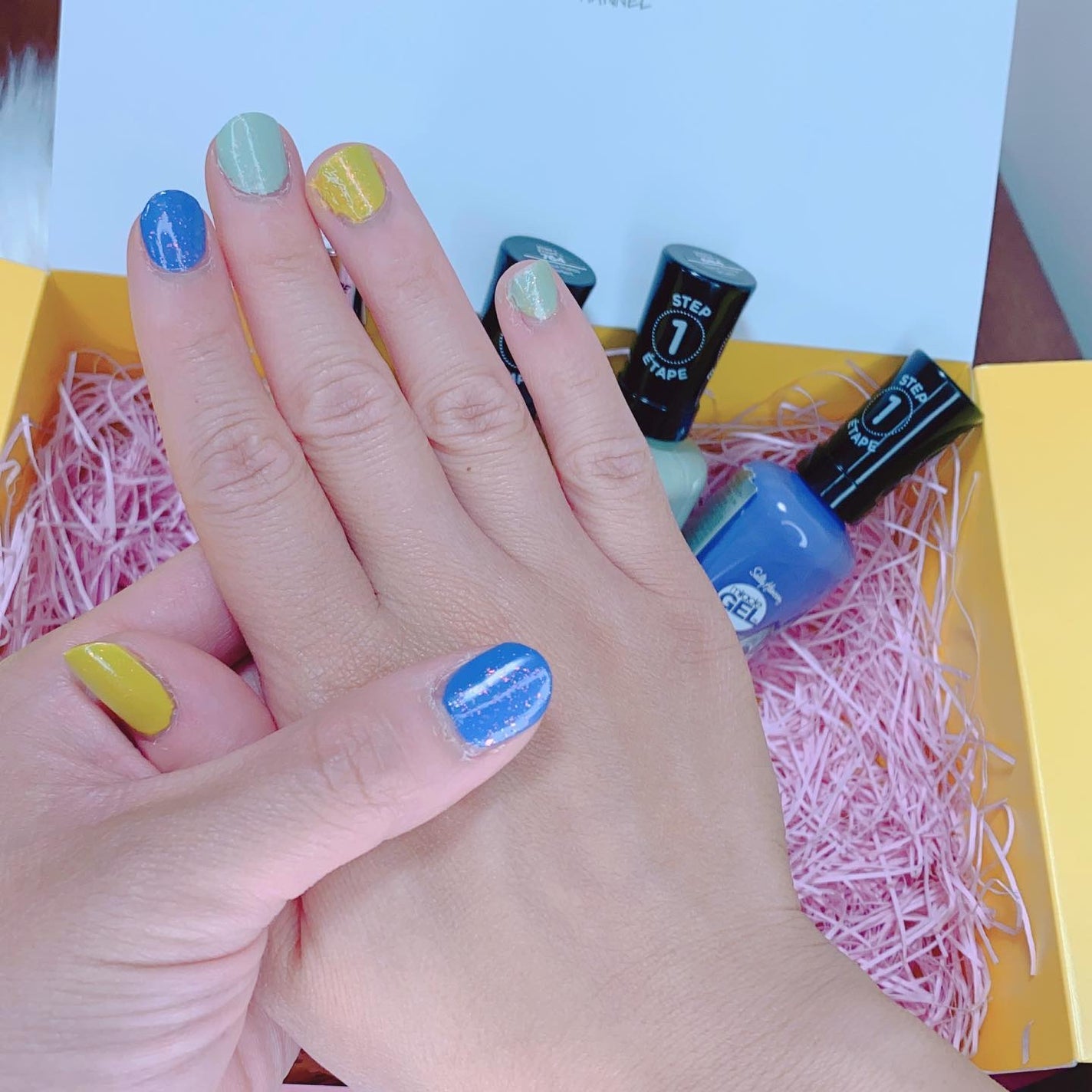 ジェルフィニッシュ ネイルカラー/サリーハンセン/マニキュアを使ったクチコミ(5枚目)