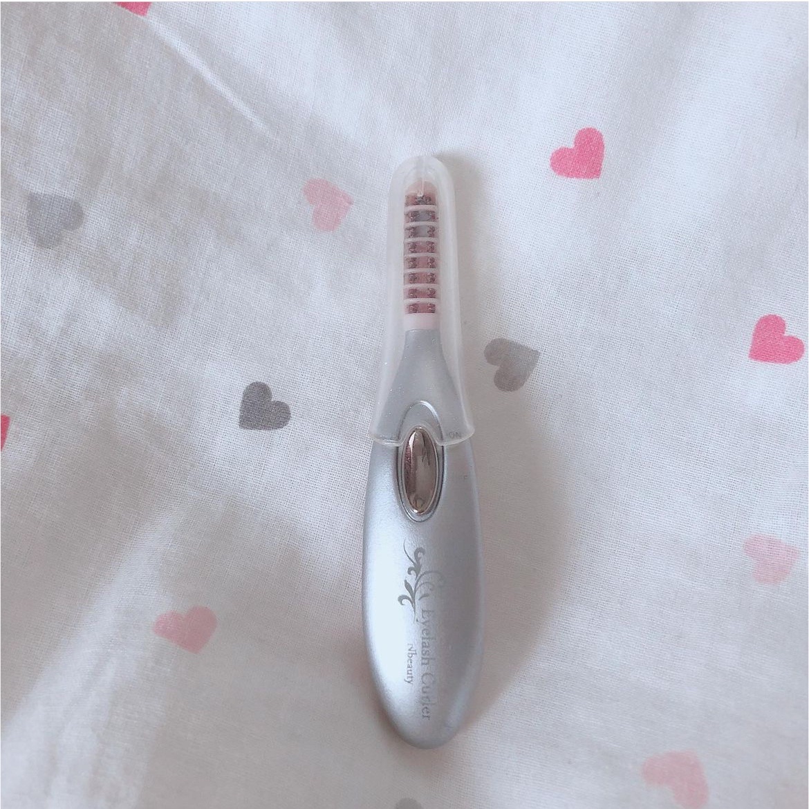 ミニホットアイラッシュカーラー ホワイト(WH&SI)/ニトリ/ホットビューラーを使ったクチコミ（1枚目）