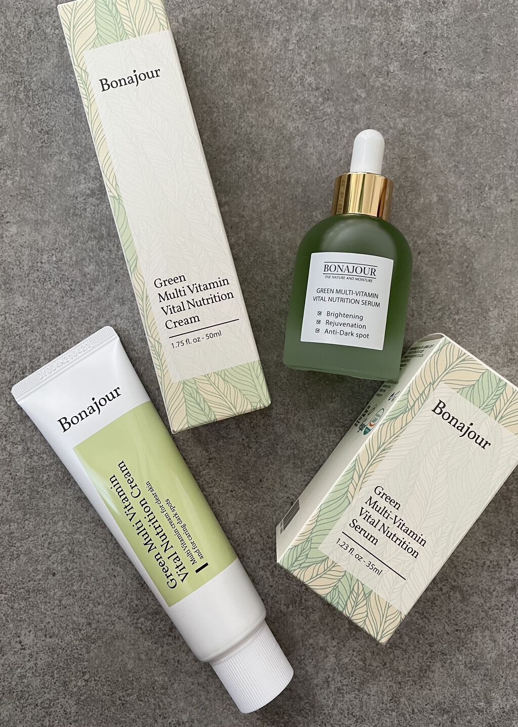 グリーンビタミンセラム/Bonajour/美容液を使ったクチコミ（1枚目）