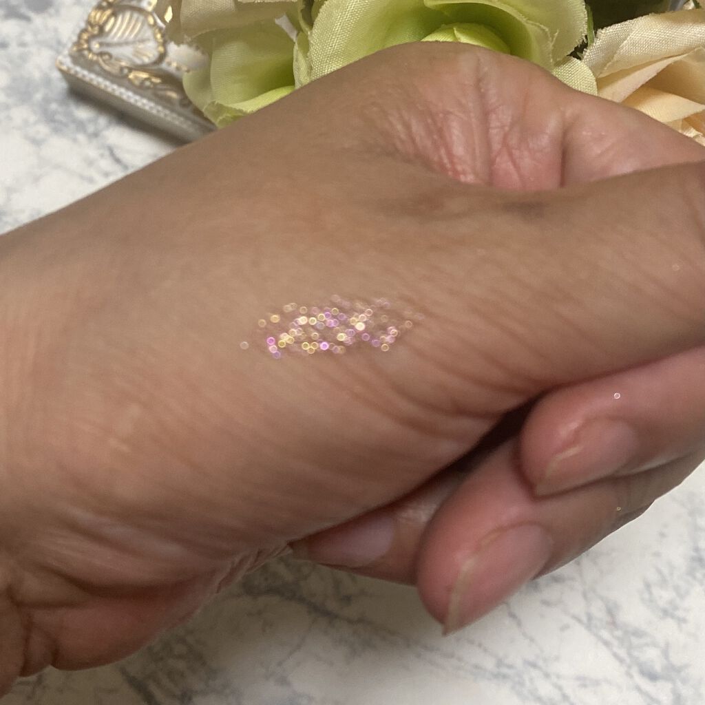 ザ リキッド アイシャドウ　ウルトラスパークル/ADDICTION/リキッドアイシャドウを使ったクチコミ（2枚目）