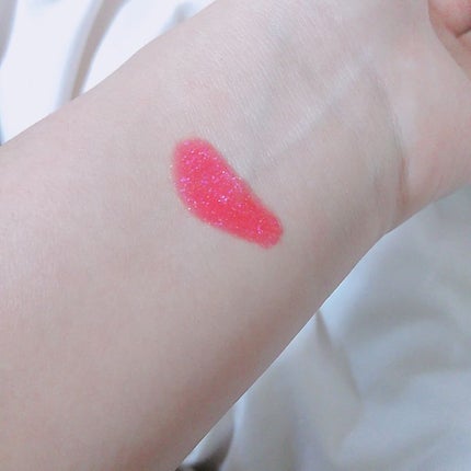 メスメリック グラスリップオイル/CHICCA/リップグロスを使ったクチコミ(2枚目)