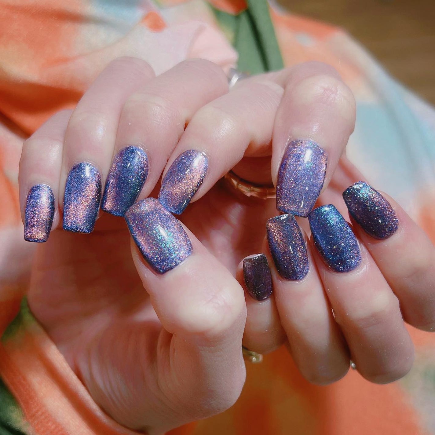 なかやまちえこ on LIPS 「宇宙みたいなマグネットネイル💅⠀⠀@ayaxxamiayaちゃ..」(2枚目)